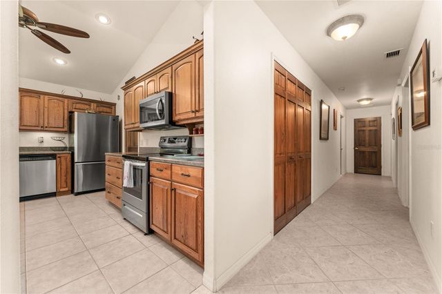 3650 SE 165TH AVENUE, Morriston, FL 32668