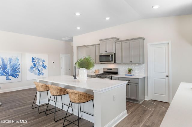 1510 Two Notch Circle NW, Ash, NC 28420