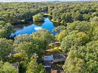 2070 Little Meadow Road, Guilford, CT 06437