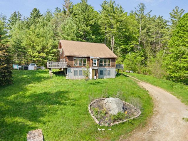 920 Quarterline Road, Clarendon, VT 05759