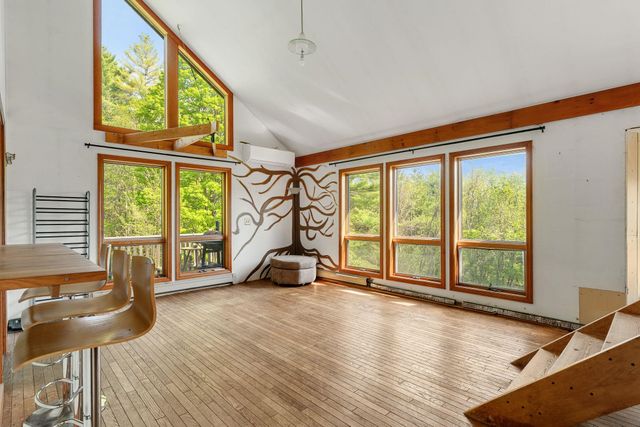 920 Quarterline Road, Clarendon, VT 05759