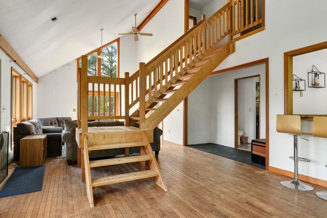 920 Quarterline Road, Clarendon, VT 05759