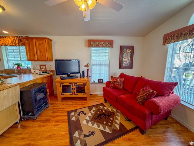 61 COTTONWOOD LN, Hurricane, UT 84737