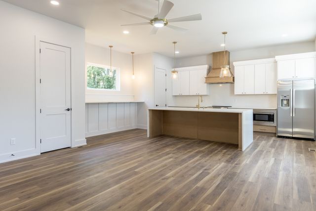 1820 Dr Db Todd Jr Blvd, Nashville, TN 37208