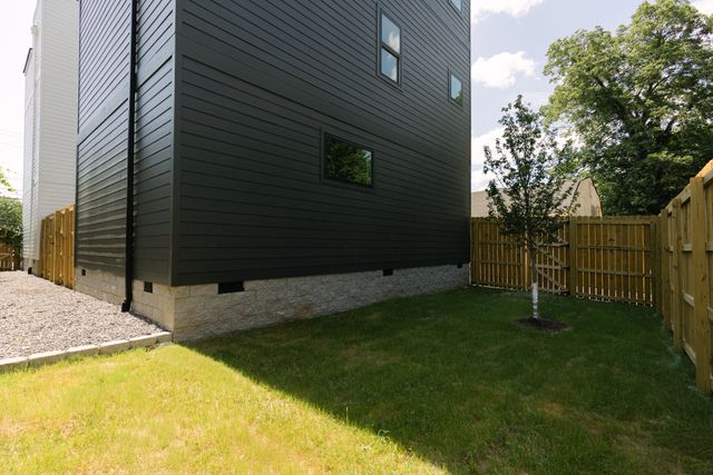 1820 Dr Db Todd Jr Blvd, Nashville, TN 37208