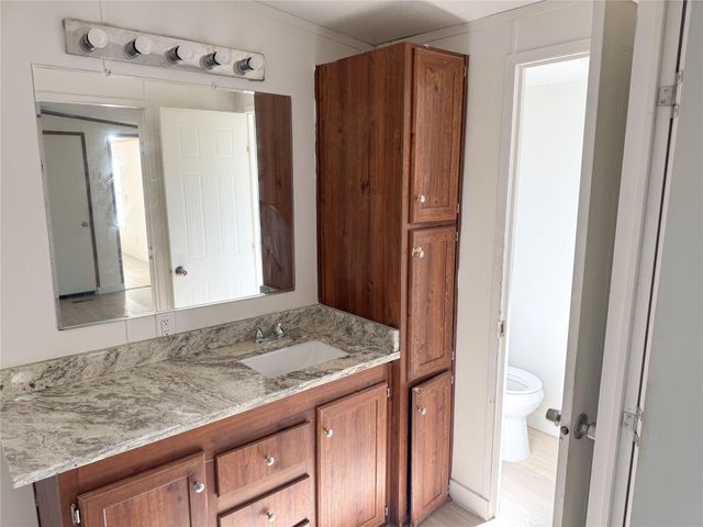 39 County Road 3478, Cleveland, TX 77327