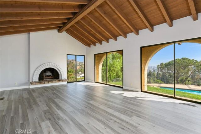 652 Robin Glen, Glendale, CA 91202