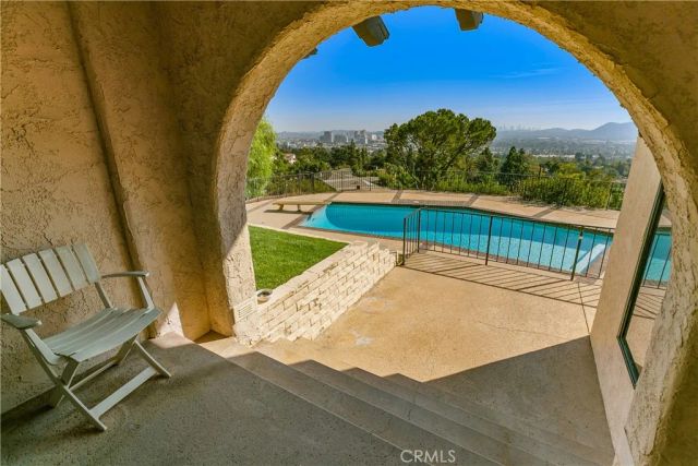 652 Robin Glen, Glendale, CA 91202