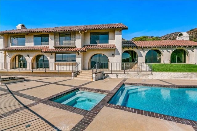 652 Robin Glen, Glendale, CA 91202