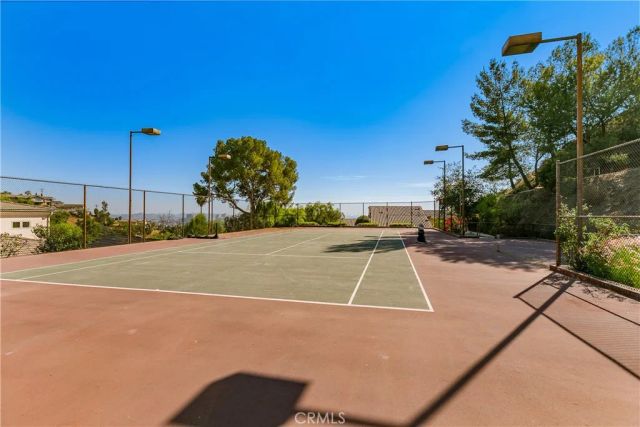 652 Robin Glen, Glendale, CA 91202