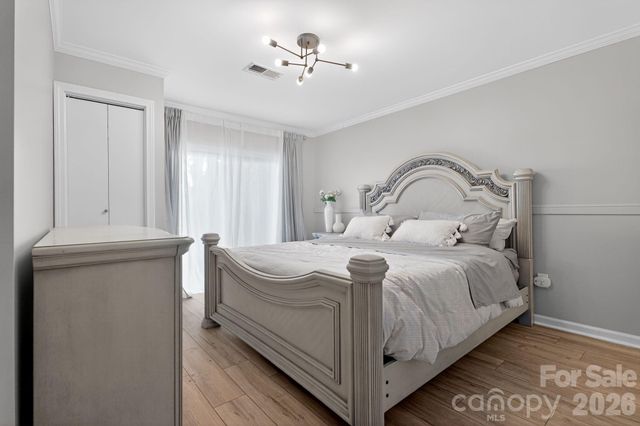 8611 Island Point Road, Charlotte, NC 28278