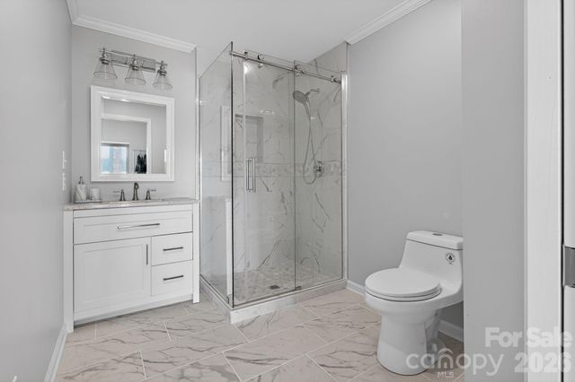 8611 Island Point Road, Charlotte, NC 28278