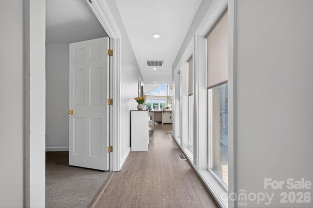 8611 Island Point Road, Charlotte, NC 28278