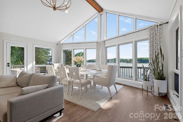 8611 Island Point Road, Charlotte, NC 28278