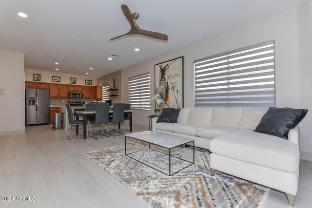 40309 N BELL MEADOW Trail, Phoenix, AZ 85086