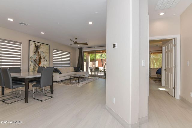 40309 N BELL MEADOW Trail, Phoenix, AZ 85086