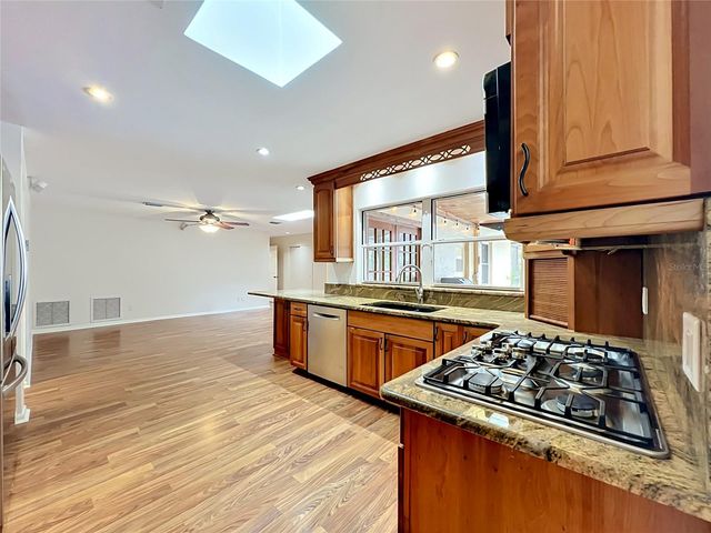 105 CEDAR OAK TRAIL, Longwood, FL 32750
