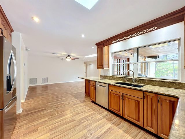 105 CEDAR OAK TRAIL, Longwood, FL 32750