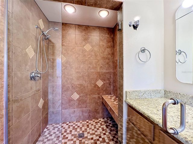 105 CEDAR OAK TRAIL, Longwood, FL 32750