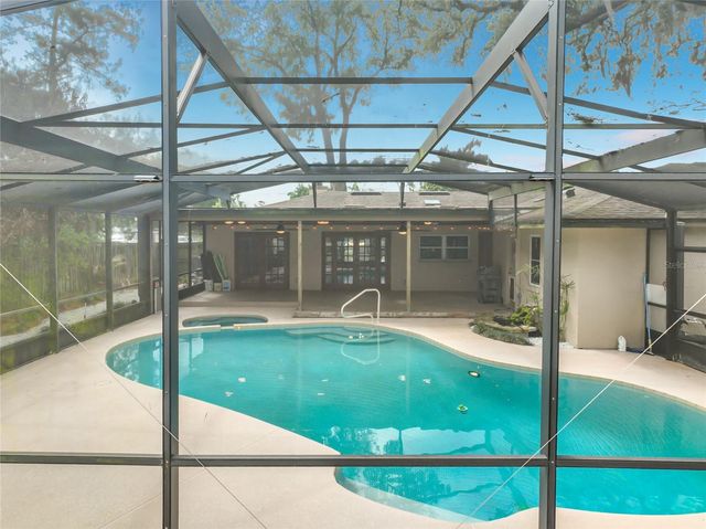 105 CEDAR OAK TRAIL, Longwood, FL 32750
