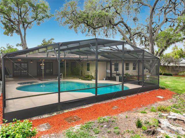 105 CEDAR OAK TRAIL, Longwood, FL 32750