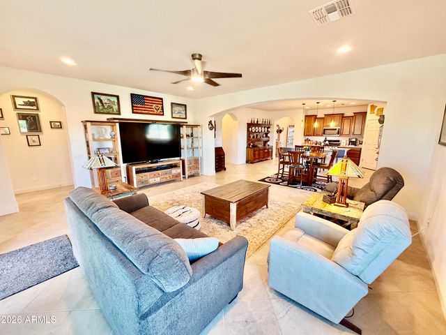 6732 W SONOMA Way, Florence, AZ 85132