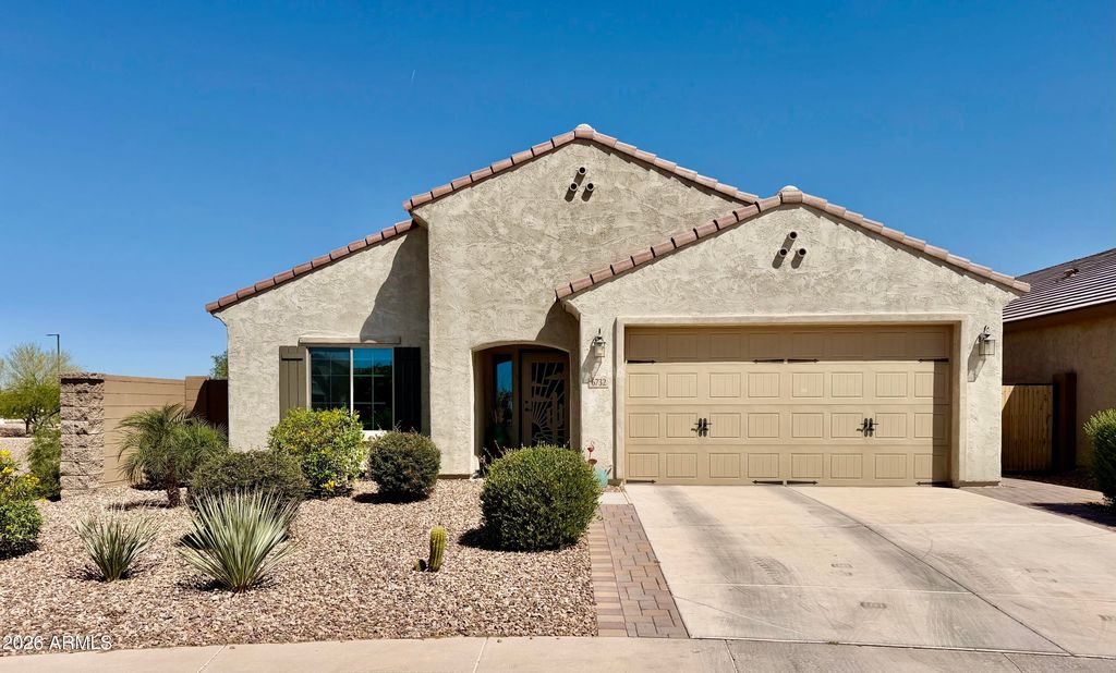 6732 W SONOMA Way, Florence, AZ 85132