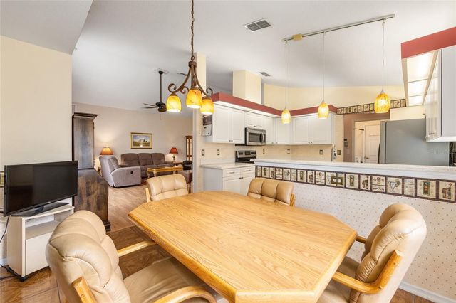 11416 SW 69TH CIR, Ocala, FL 34476