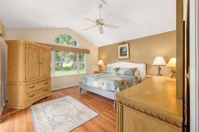 11416 SW 69TH CIR, Ocala, FL 34476