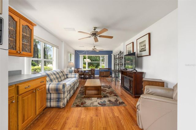 11416 SW 69TH CIR, Ocala, FL 34476