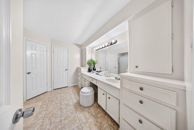 9014 Arlington Forest Drive, Houston, TX 77088