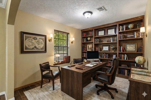 10703 Crestfield Court, Houston, TX 77070