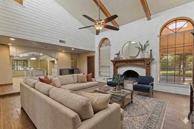 10703 Crestfield Court, Houston, TX 77070