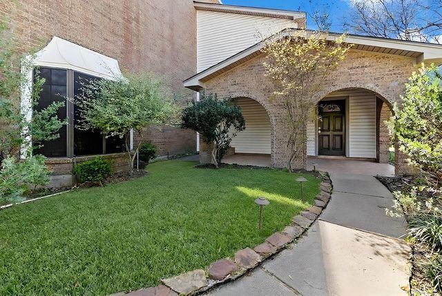 10703 Crestfield Court, Houston, TX 77070