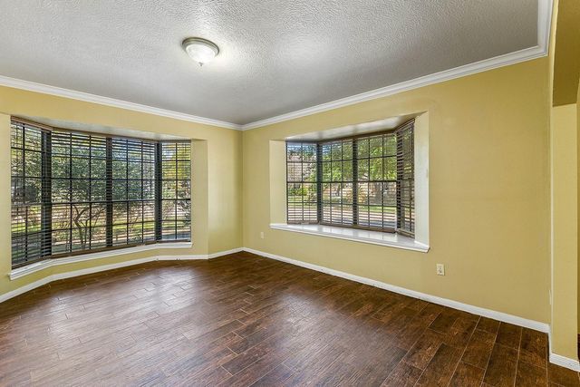 10703 Crestfield Court, Houston, TX 77070