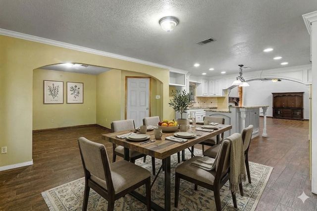 10703 Crestfield Court, Houston, TX 77070