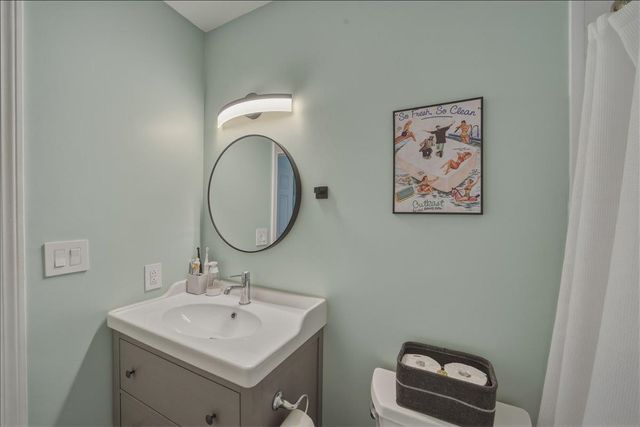 701 Dorset Street C12, South Burlington, VT 05403