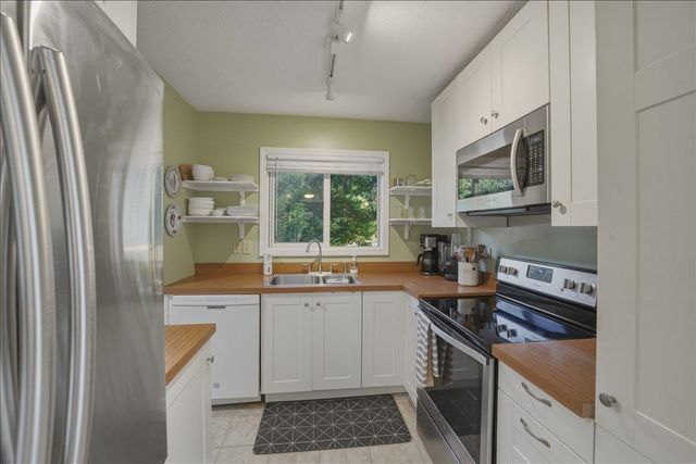701 Dorset Street C12, South Burlington, VT 05403