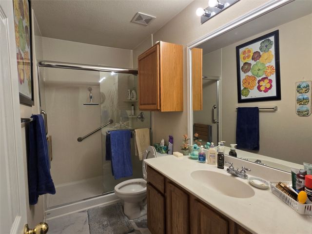 6013 Meadowglen Drive, Denton, TX 76226