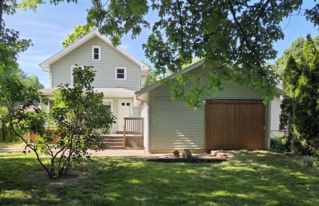 207 Michigan Street, Brooklyn, MI 49230