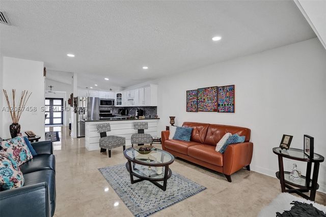 14335 SW 112th Ter, Miami, FL 33186