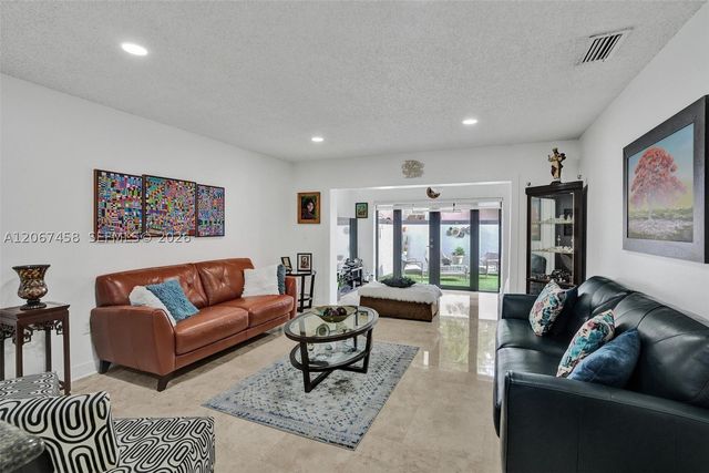 14335 SW 112th Ter, Miami, FL 33186