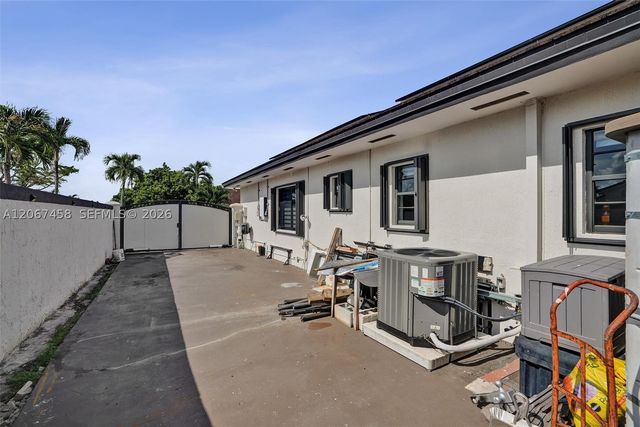 14335 SW 112th Ter, Miami, FL 33186