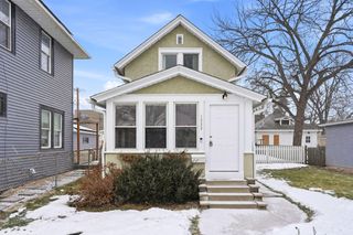 1559 Almond Avenue, Saint Paul, MN 55108