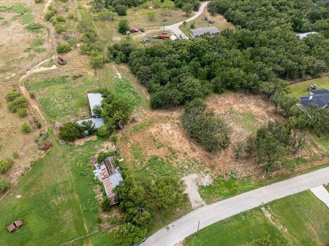 709 County Road 3355, Paradise, TX 76023