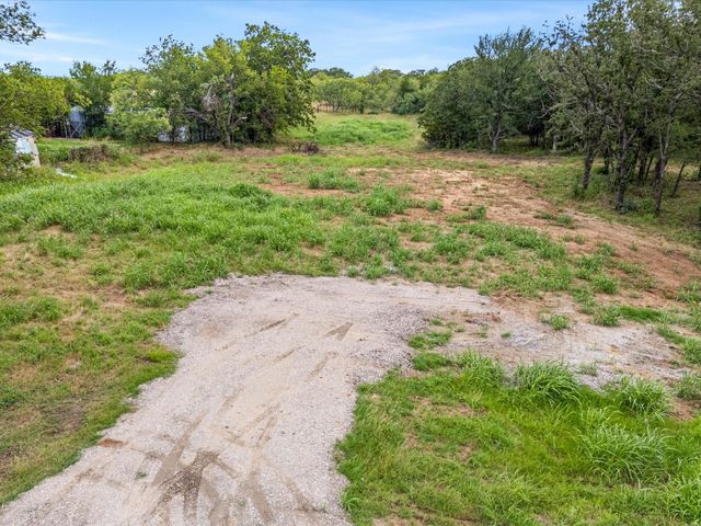 709 County Road 3355, Paradise, TX 76023