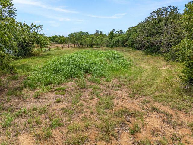 709 County Road 3355, Paradise, TX 76023