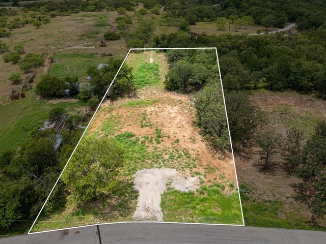 709 County Road 3355, Paradise, TX 76023