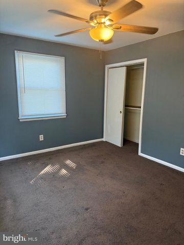 1015 ASHTON AVE, Beverly, NJ 08010