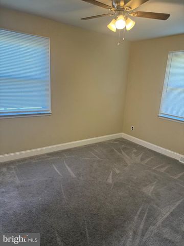 1015 ASHTON AVE, Beverly, NJ 08010